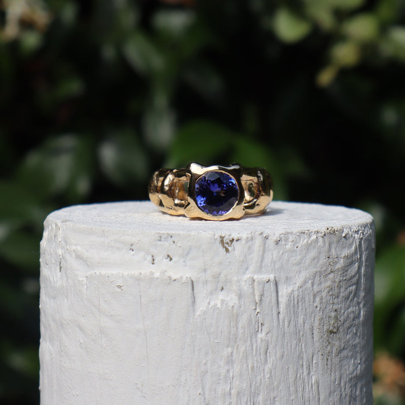 The Crown Ring with Tanzanite