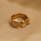 Skin Gold Ring with Three Diamonds