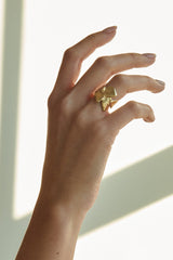 Five Embracing Leaves Ring