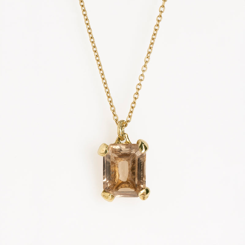The rock large quartz gold necklace