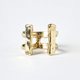 The two pillars gold ring